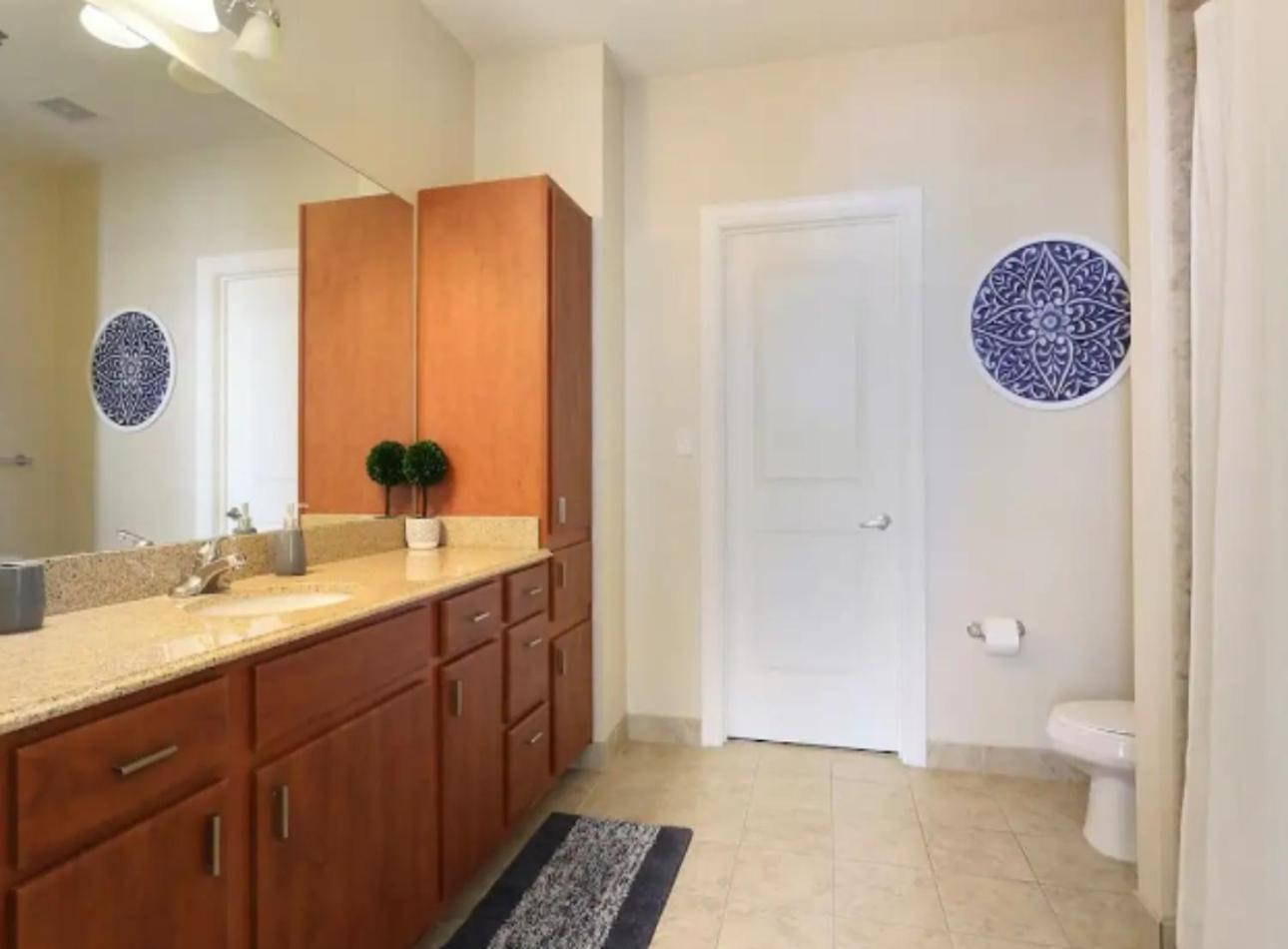 Amazing Condos Beautiful View 2 Blocks To French Quarter, Small Rooftop Pool, Gym, Seanger Theater, Super Dome, And Bourbon St Новый Орлеан Экстерьер фото