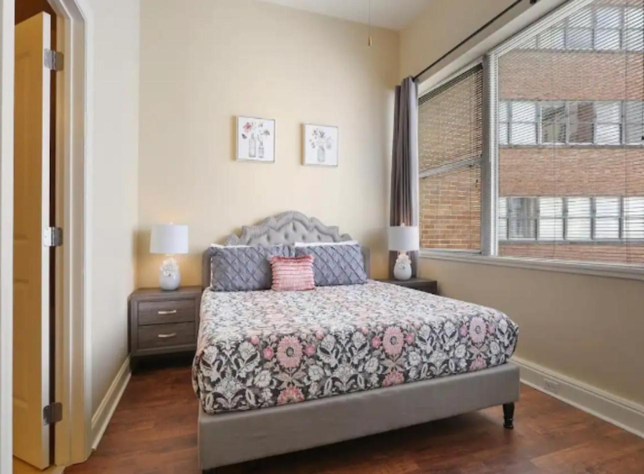 Amazing Condos Beautiful View 2 Blocks To French Quarter, Small Rooftop Pool, Gym, Seanger Theater, Super Dome, And Bourbon St Новый Орлеан Экстерьер фото