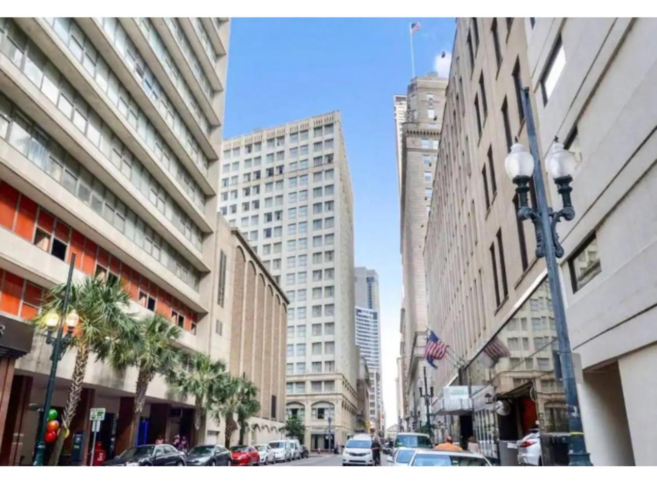 Amazing Condos Beautiful View 2 Blocks To French Quarter, Small Rooftop Pool, Gym, Seanger Theater, Super Dome, And Bourbon St Новый Орлеан Экстерьер фото